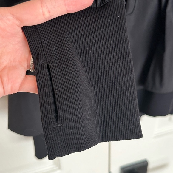 Lululemon Jacket - Picture 6 of 7